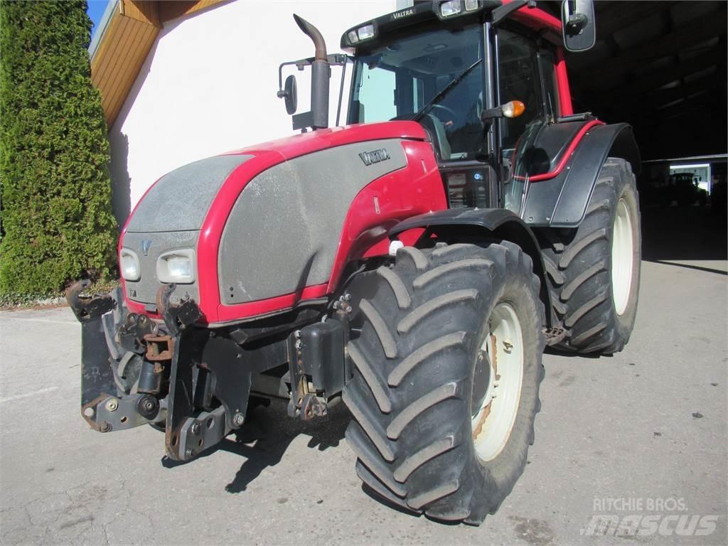 Valtra T 191 HiTech Traktoren