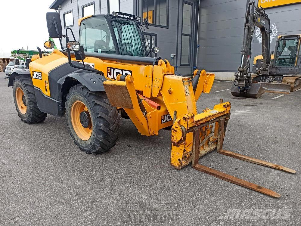JCB 535-125 kurottaja Teleskoplader