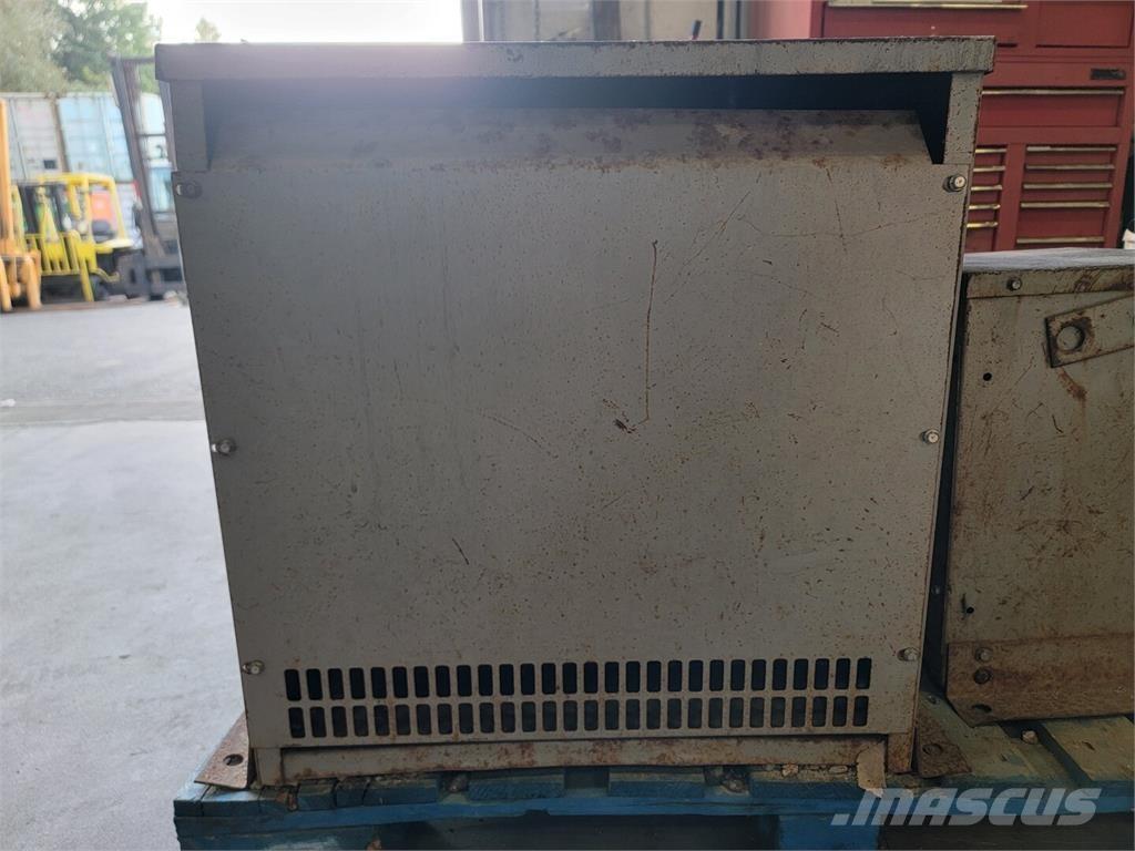  BEAVER R2253H Sonstige Baumaschinen