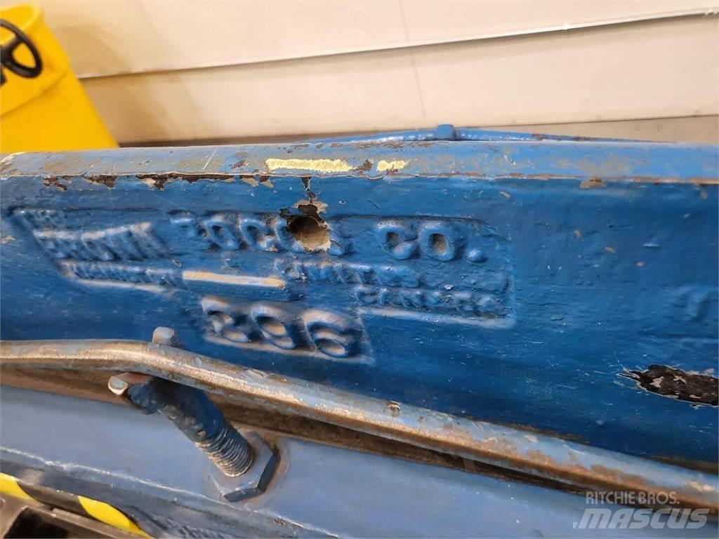Brown BOGGS 396 Sonstige Baumaschinen