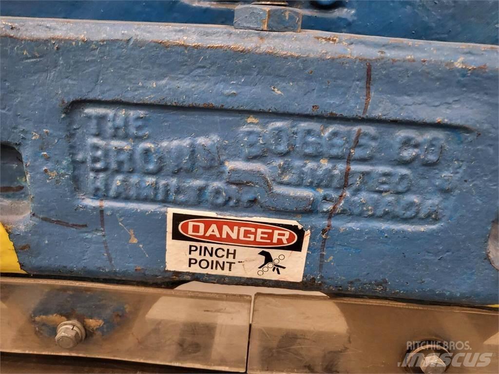 Brown BOGGS 396 Sonstige Baumaschinen