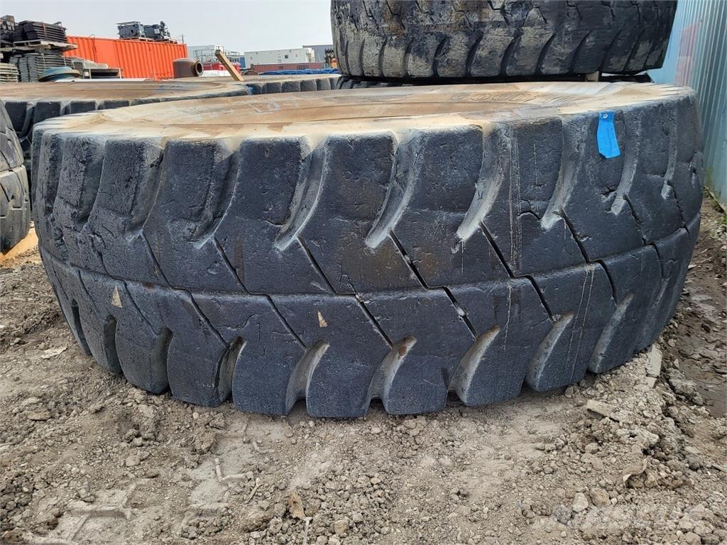Goodyear RM-4B+ Reifen