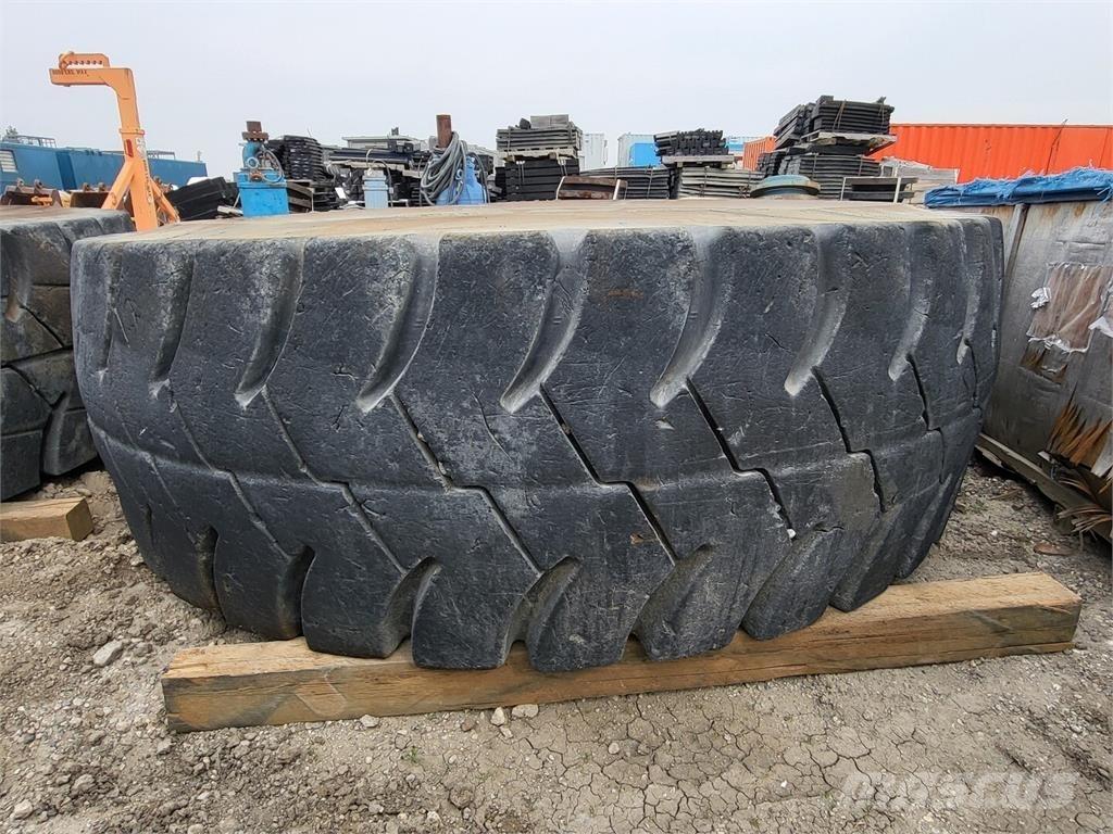 Goodyear RM-4B+ Reifen