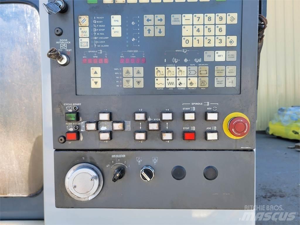  MAZAK VTC-16B Sonstige Baumaschinen