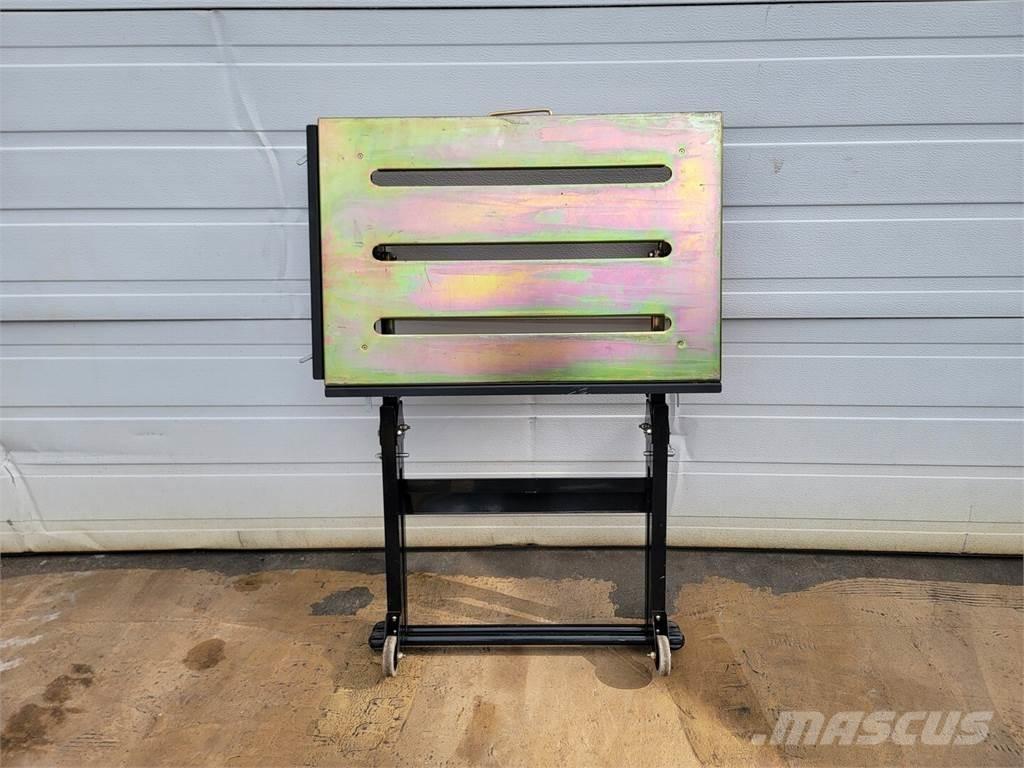  NOMAD Sonstige Baumaschinen