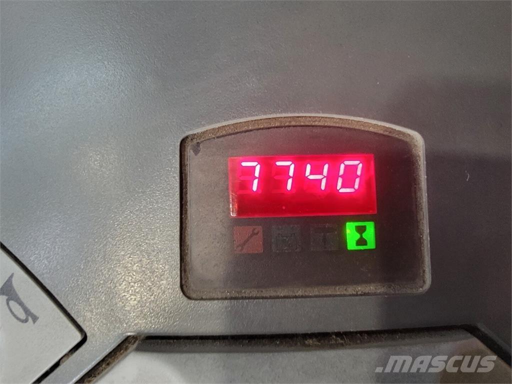 Raymond 8410 Sonstige Baumaschinen