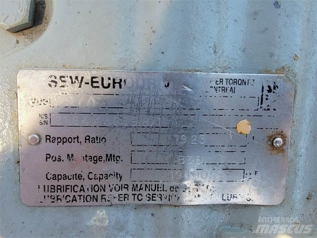  SEW S97DV180M4 Sonstige Baumaschinen