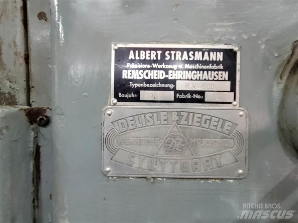  STRASMANN RV600 Sonstige Baumaschinen