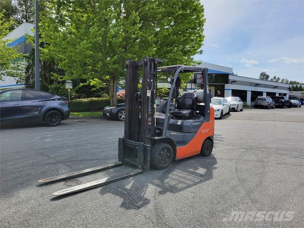 Toyota 8FGCU25 Sonstige Baumaschinen