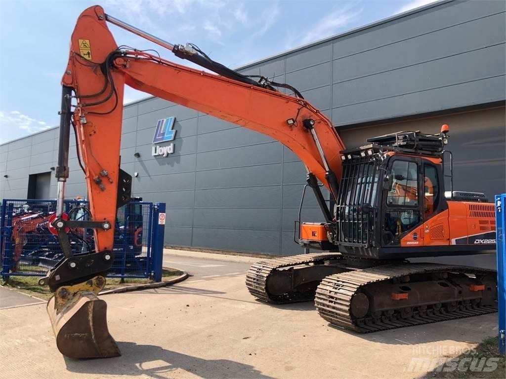Develon Dx225lc-5 Raupenbagger