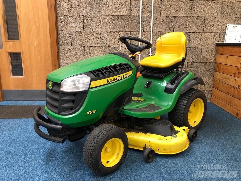 John Deere X 165 Sonstige Kommunalmaschinen