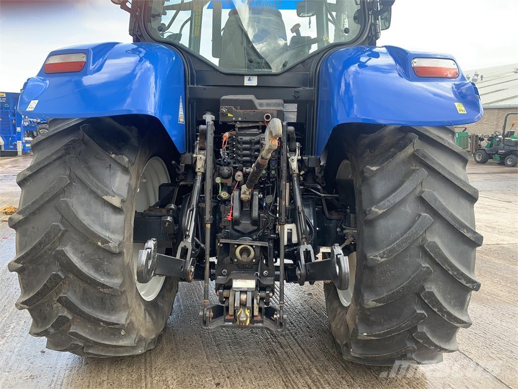 New Holland T7.200 Traktoren