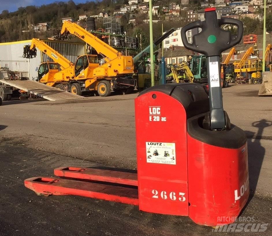 LOC E20 Deichselstapler