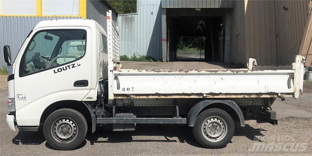 Toyota NT21Y Kipper
