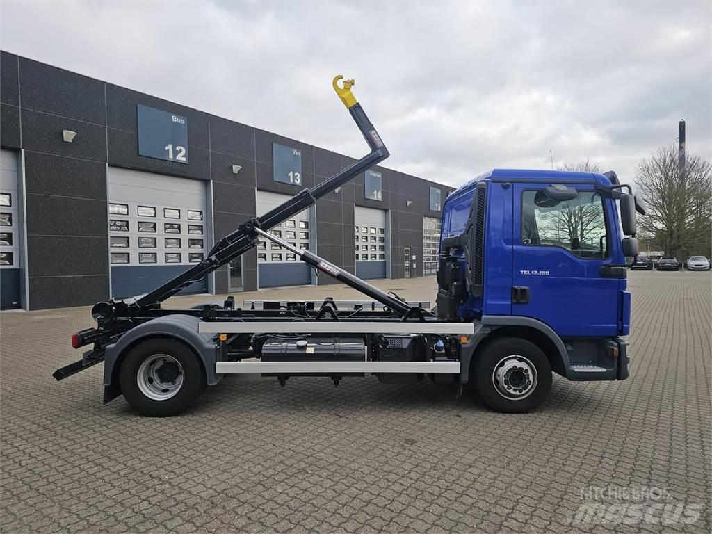 MAN TGL 12.190 BL Abrollkipper