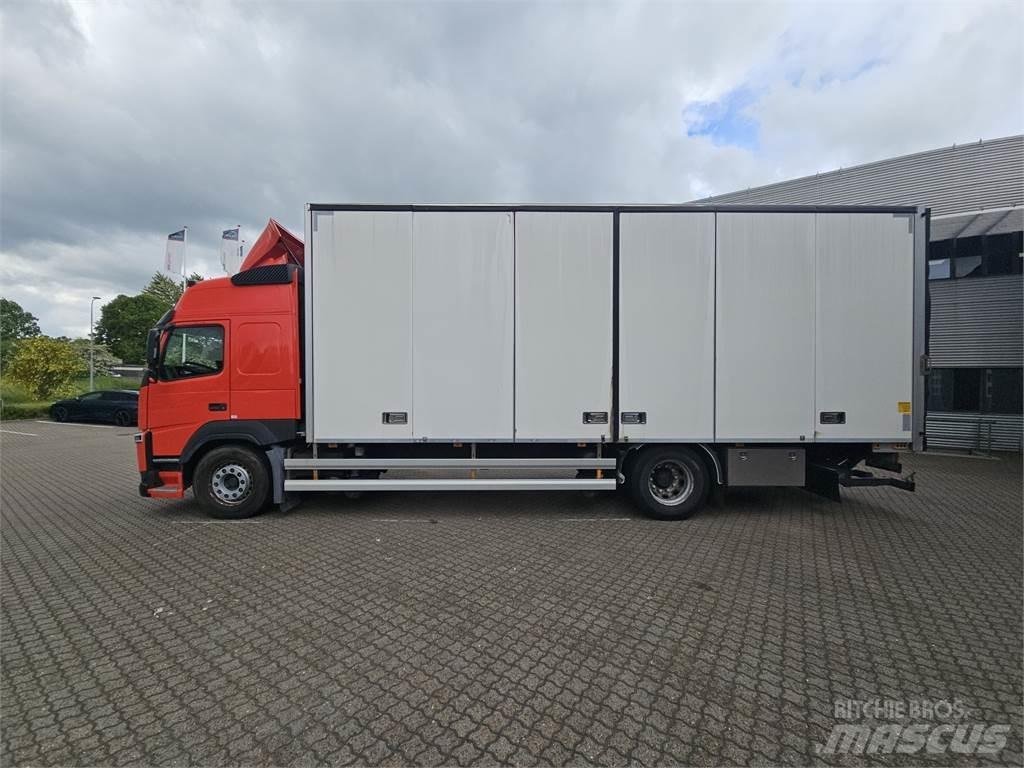 Volvo FM340 Kastenaufbau