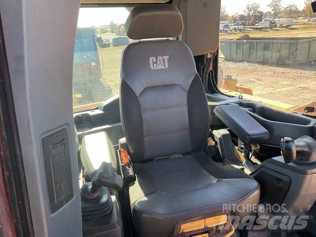 CAT D6 LGP WH Bulldozer