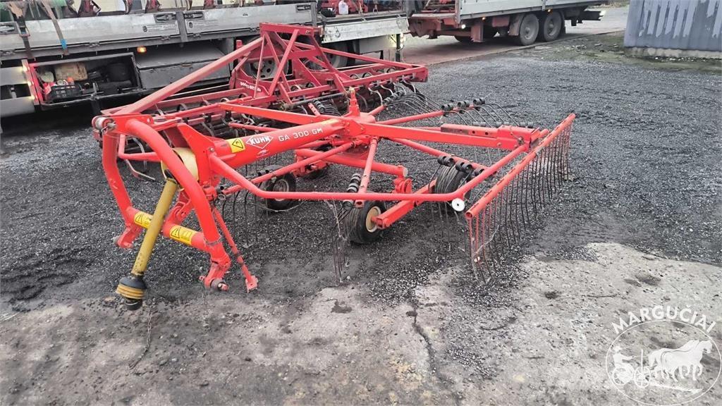 Kuhn GA 300 GM, 3,0 m Sonstige Landmaschinen