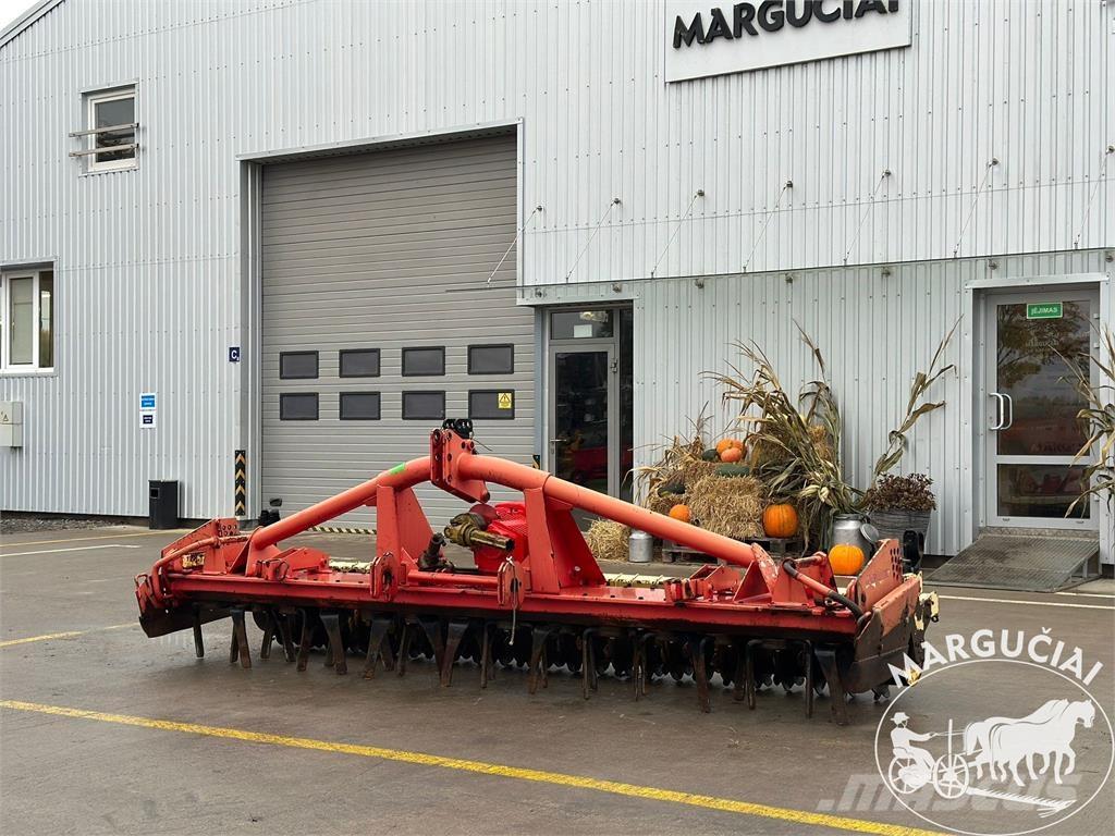 Pöttinger 4 m Sonstige Landmaschinen