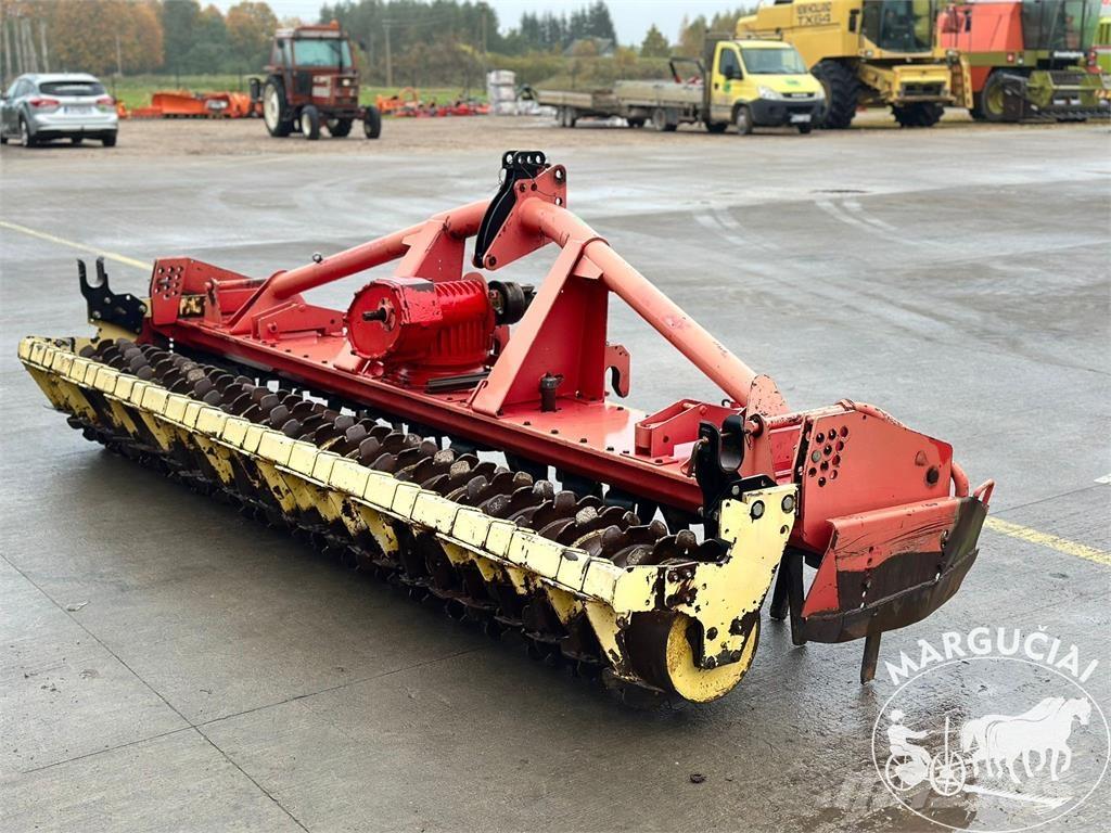 Pöttinger 4 m Sonstige Landmaschinen