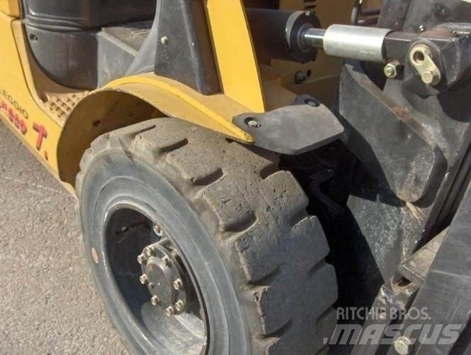 CAT DP30N Diesel Stapler