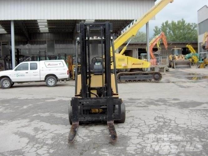 CAT M100D Elektro Stapler