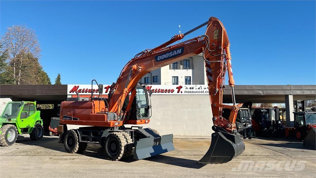 Doosan DX190W Mobilbagger