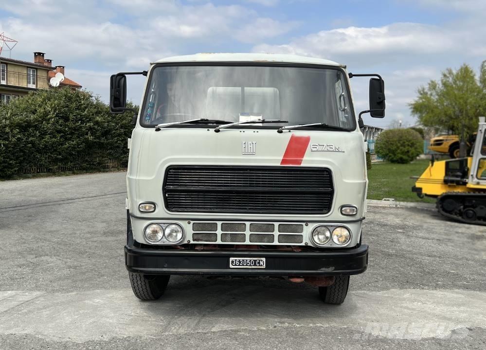 Fiat 673N 4X2 Andere Fahrzeuge