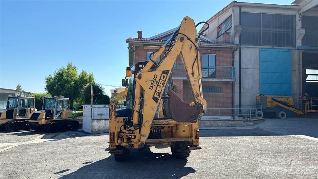 Ford 555C 4X2 Baggerlader