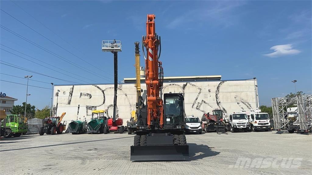 Hitachi ZX220W-7 Mobilbagger
