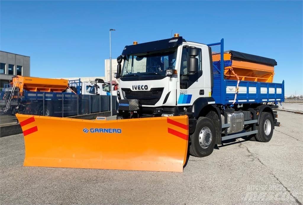Iveco TRAKKER 360 Schneeschilde und -pflüge