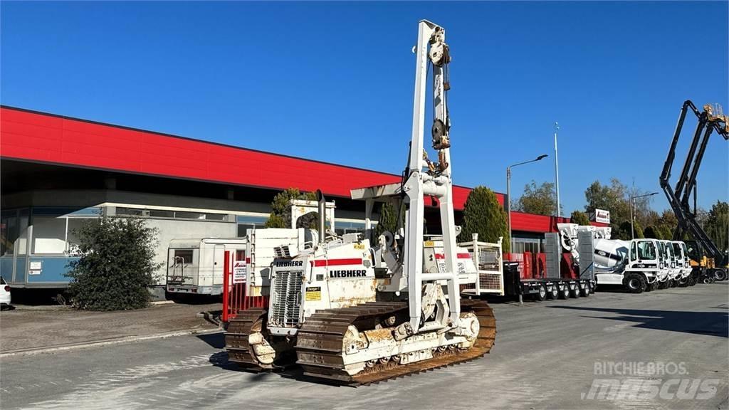 Liebherr RL 22 B Pipeline Ausrüstung