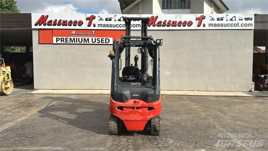 Linde E30L Elektro Stapler