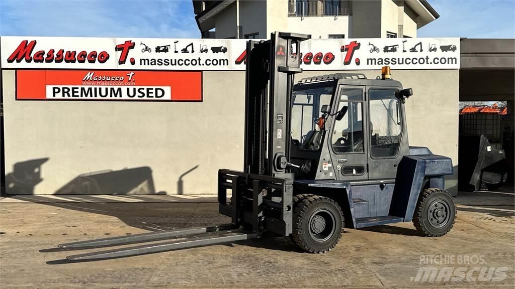 Mitsubishi FD70 Diesel Stapler