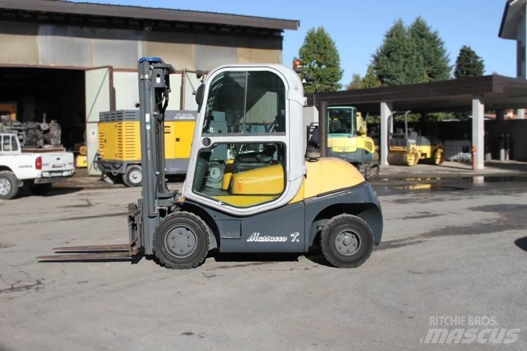 Nuova Detas SHR 40 Diesel Stapler