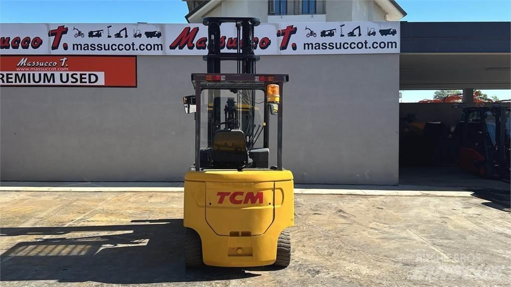 TCM FB30-7V Elektro Stapler
