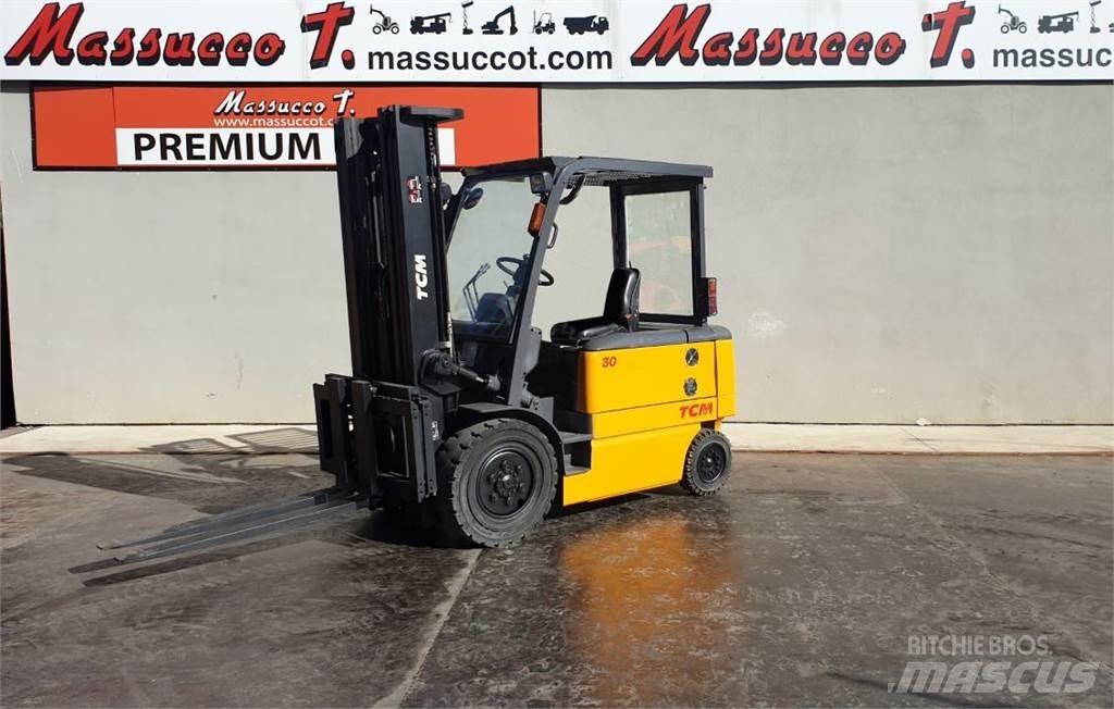 TCM FHB 30-6 Elektro Stapler
