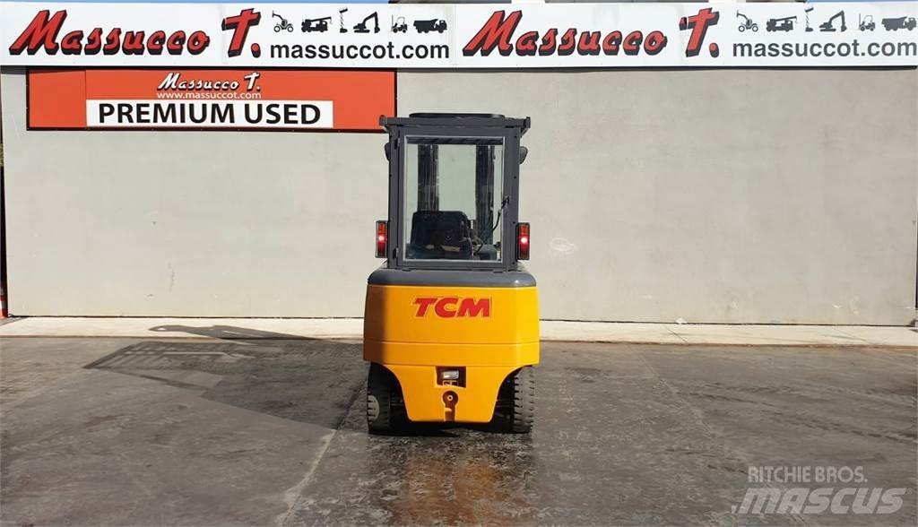 TCM FHB 30-6 Elektro Stapler