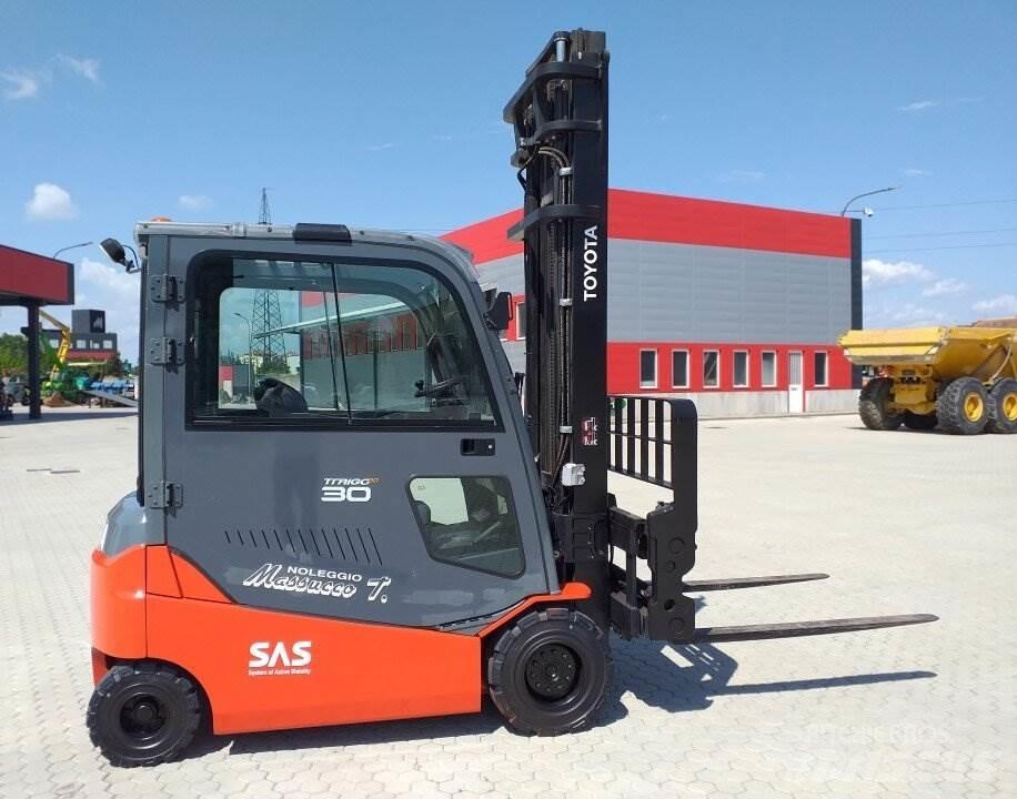 Toyota 8FBMT30 Elektro Stapler