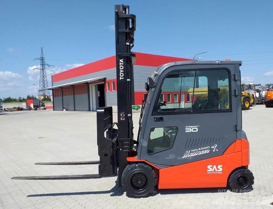 Toyota 8FBMT30 Elektro Stapler