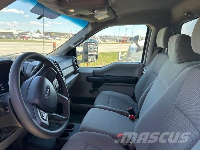 Ford F450 XL 4x2 Kastenaufbau