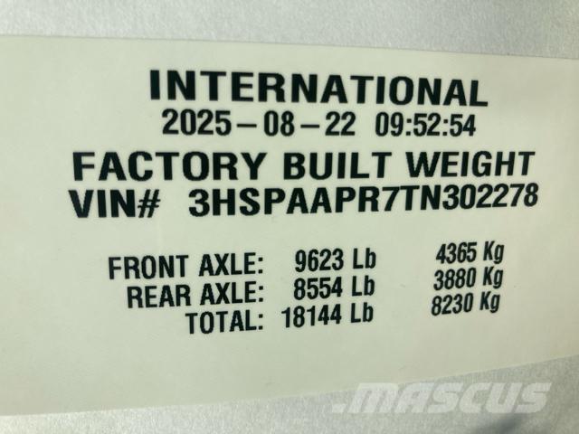 International HX Sattelzugmaschinen