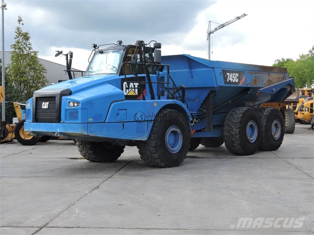 CAT 745C TAILGATE Dumper - Knickgelenk