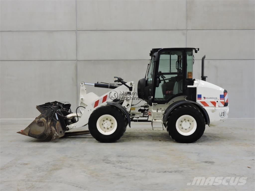 CAT 908M + FORK Radlader