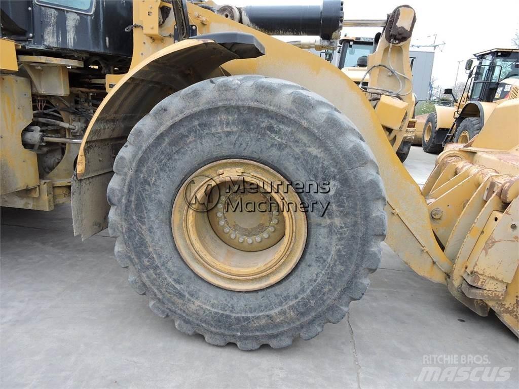 CAT 972M Radlader