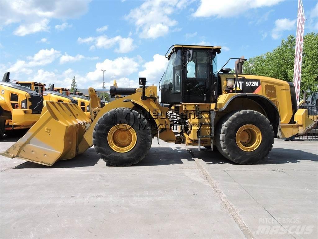 CAT 972M Radlader