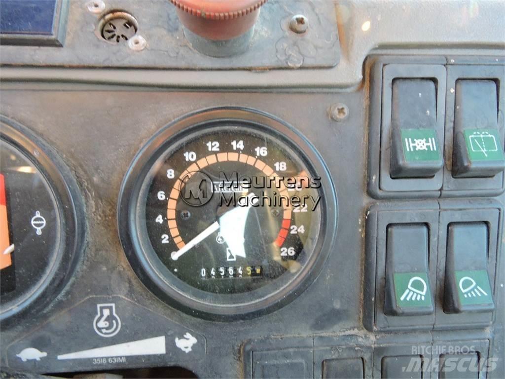 Fermec 965 Baggerlader