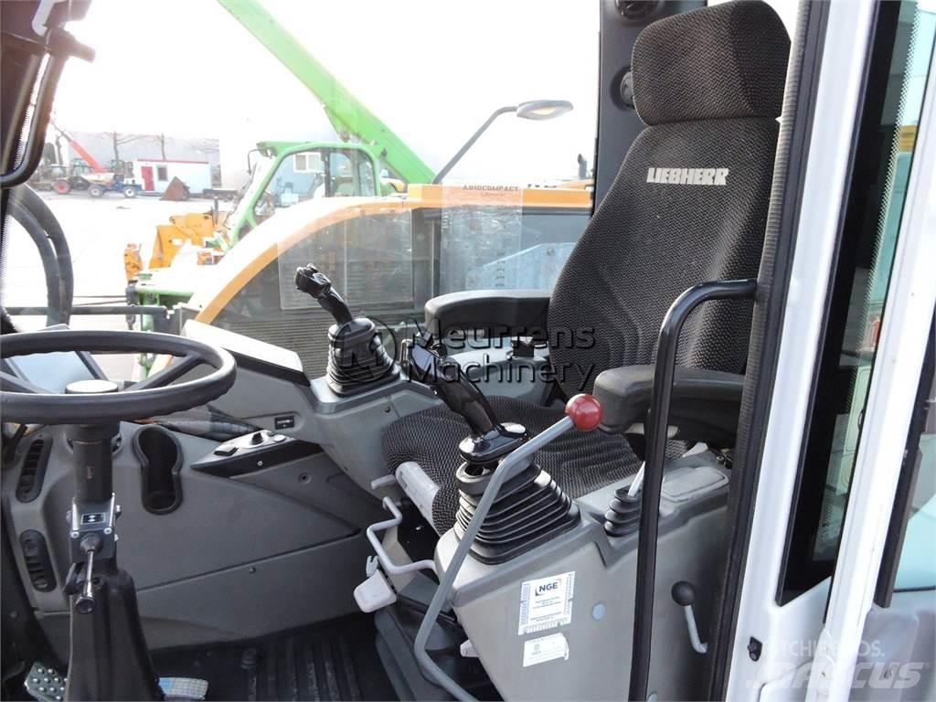 Liebherr A910 Mobilbagger