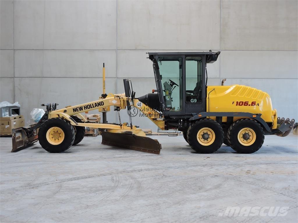 New Holland F106.6A Grader