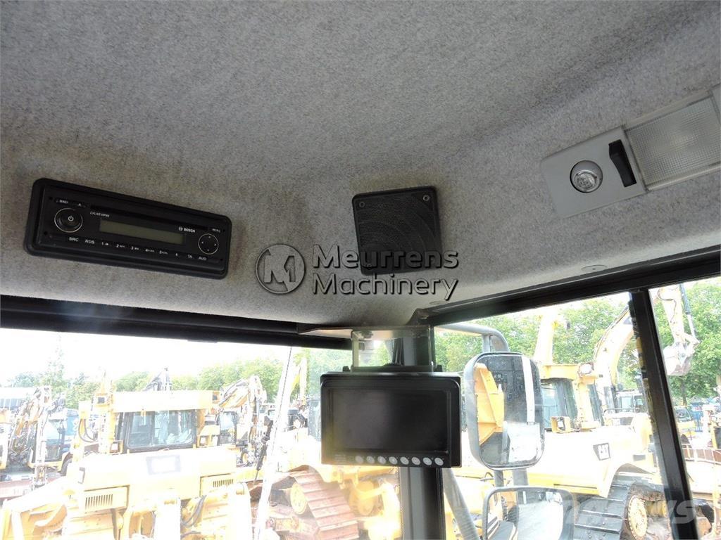 Volvo A25F Dumper - Knickgelenk